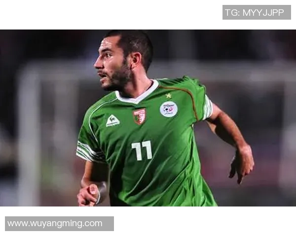 足球明星的外貌特征与风格解析揭示他们的魅力与个性