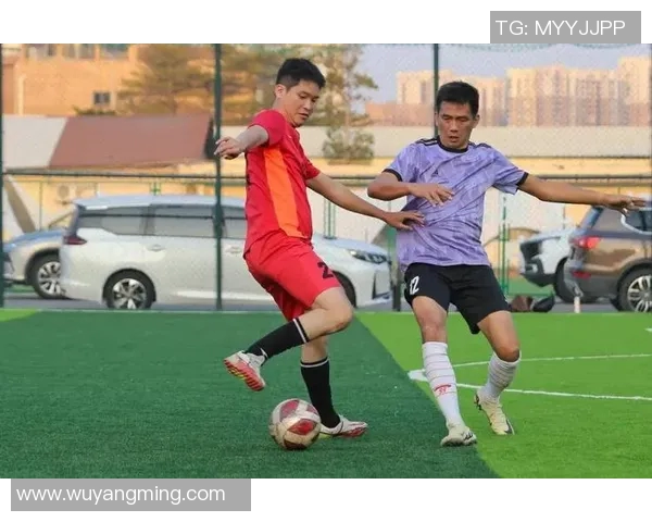 足球明星生活中的精彩瞬间合照展现他们的真实魅力与友谊 足球明星生活中的精彩瞬间合照展现他们的真实魅力与友谊